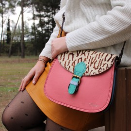 QUINN - Round Crossbody Bag